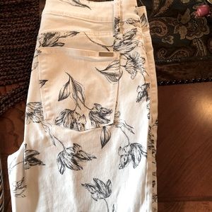 White House Black Market: White/Black Floral Jeans